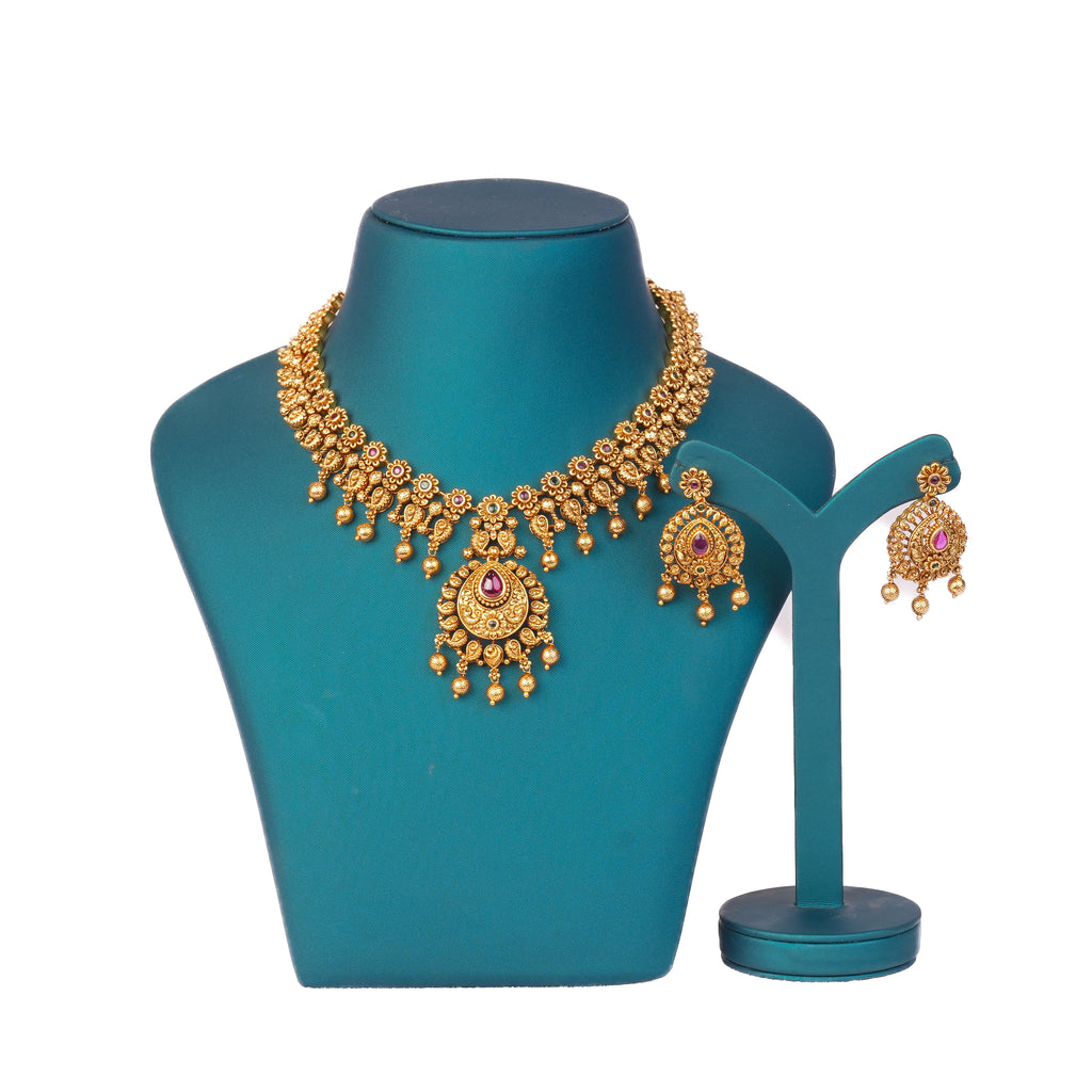 ANTIQUE JEWELLERY