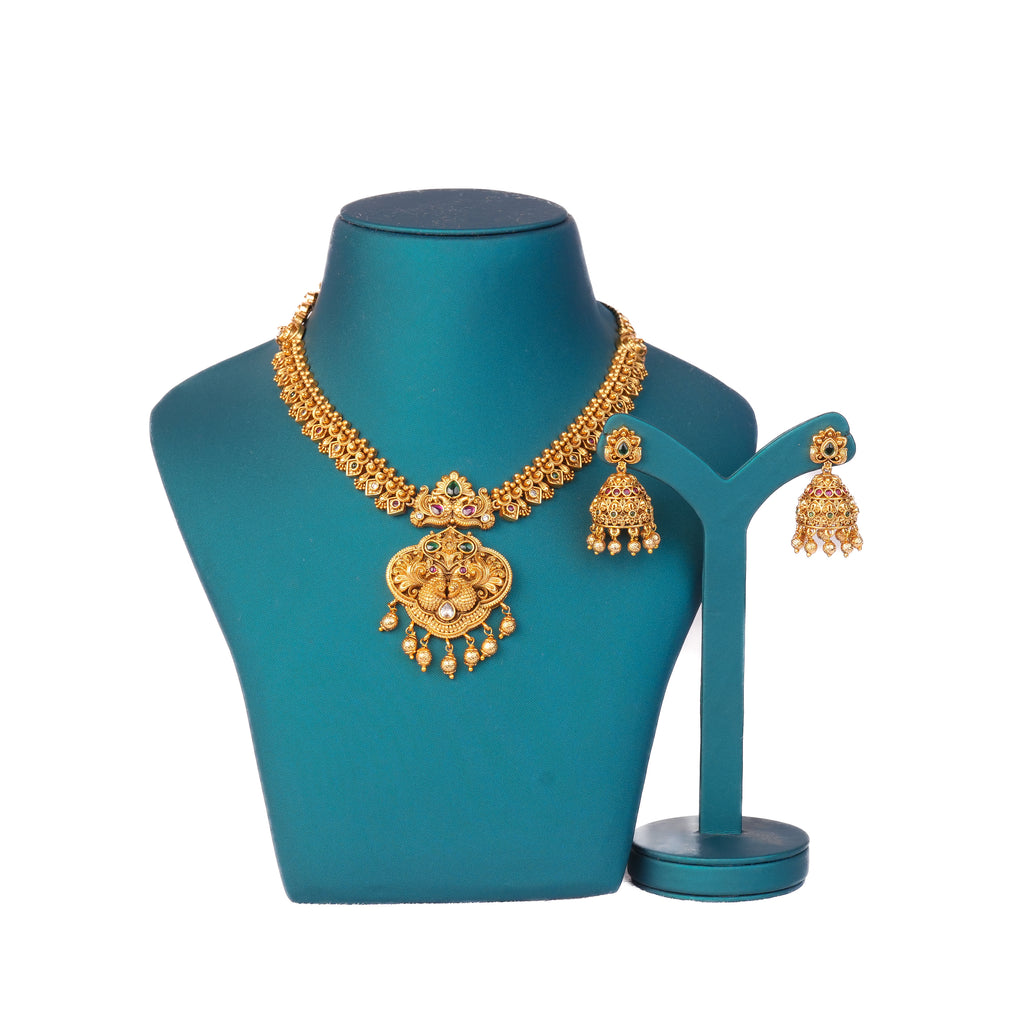 ANTIQUE JEWELLERY