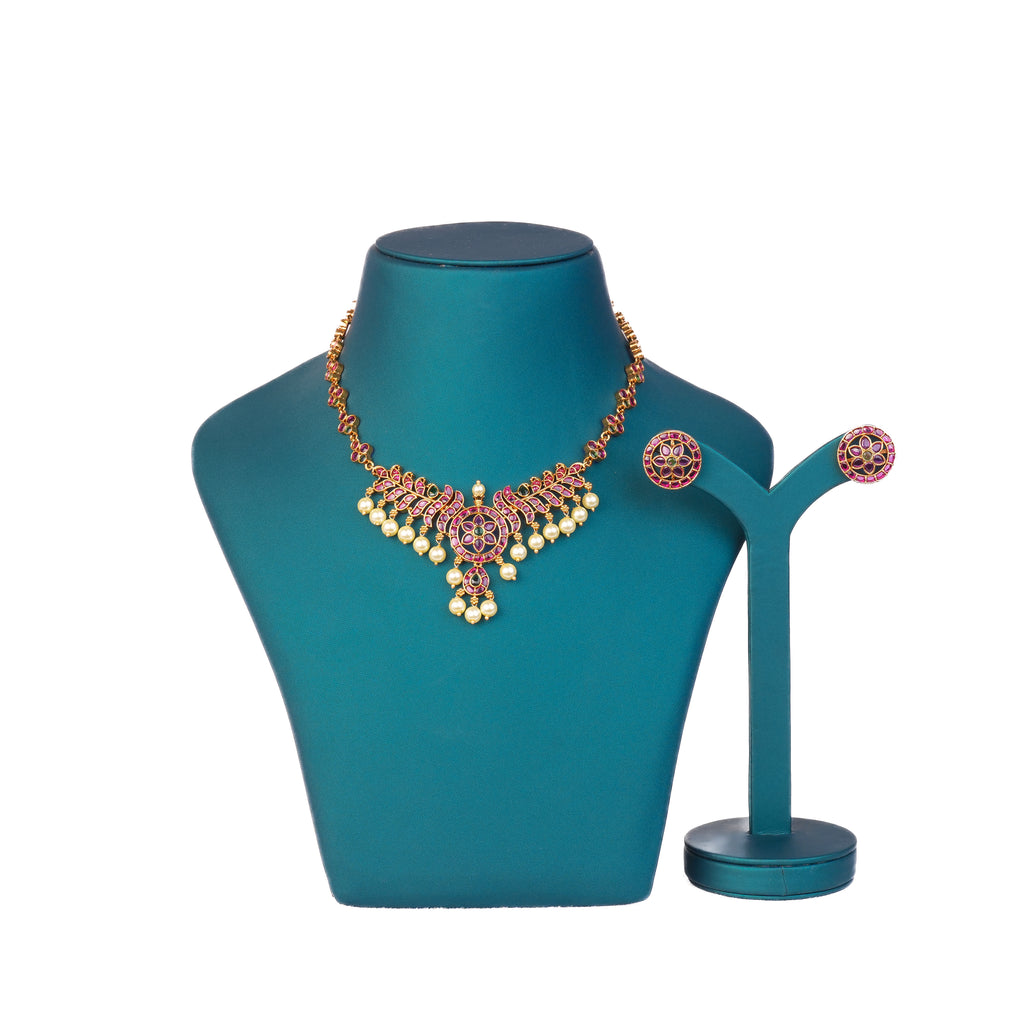 ANTIQUE JEWELLERY