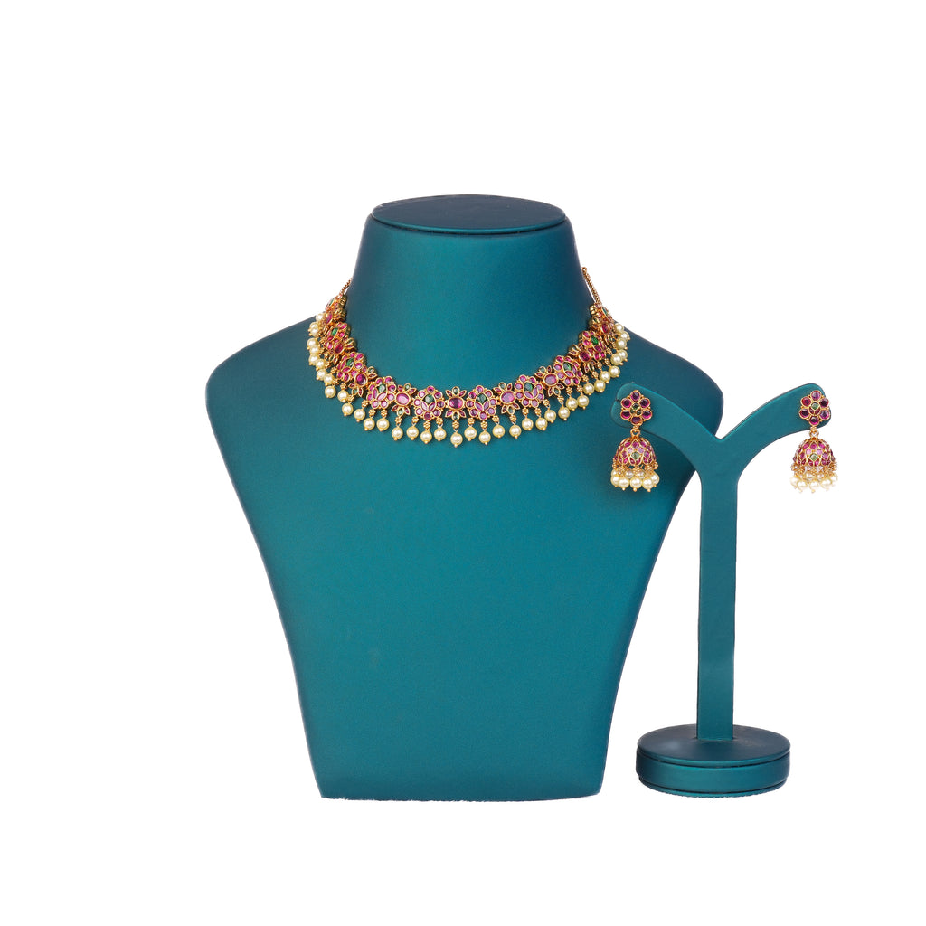 ANTIQUE JEWELLERY