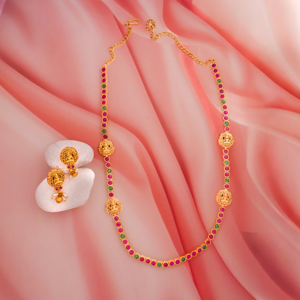 ANTIQUE JEWELLERY